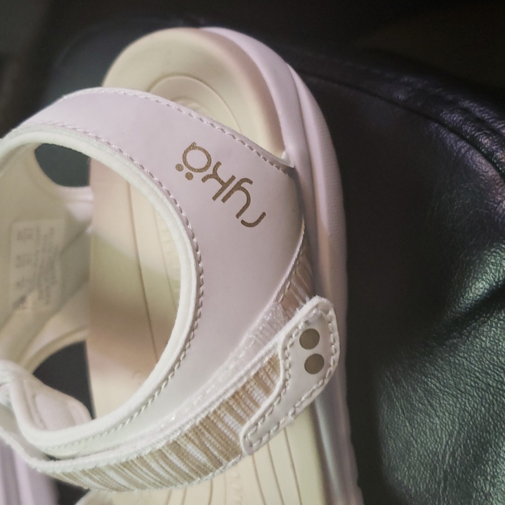 COPY - Ryka Sport women's outdoors Sandals Savannah white and beige size 9.5MlW - Picture 4 of 4